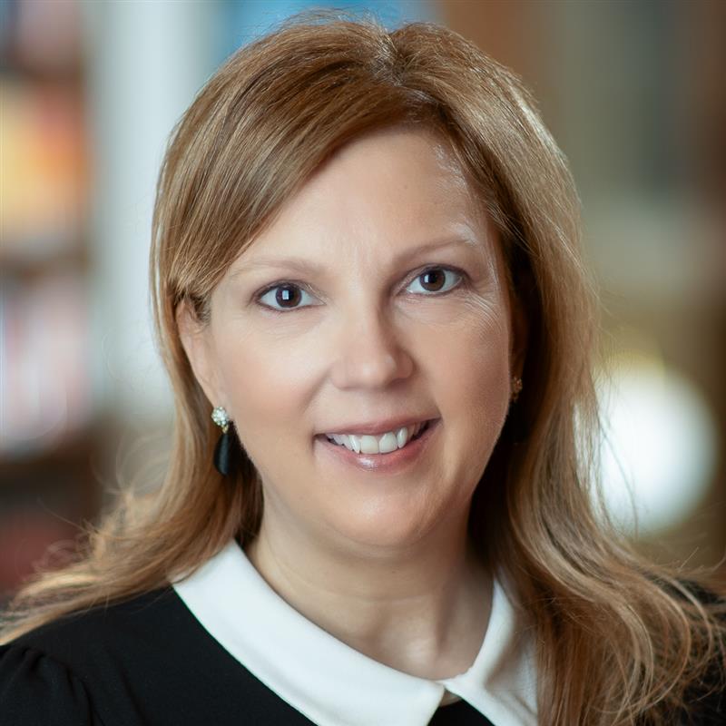 Kim Cullotta Headshot